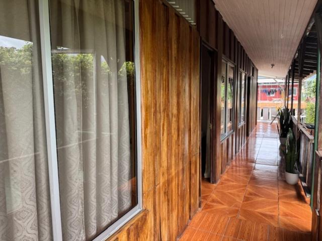 Alpha Arenal Hostel La Fortuna Εξωτερικό φωτογραφία